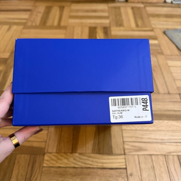 P448 NEW IN BOX size 6-6.5/ 36EU Thea Mid Top Sneaker - Picture 8 of 9